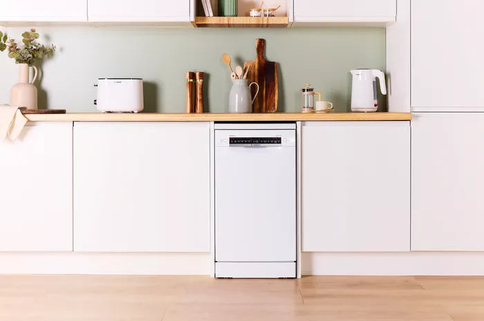 Bosch SPS4HMW49G Serie 4 Slimline Freestanding Dishwasher - White*contact store for price*