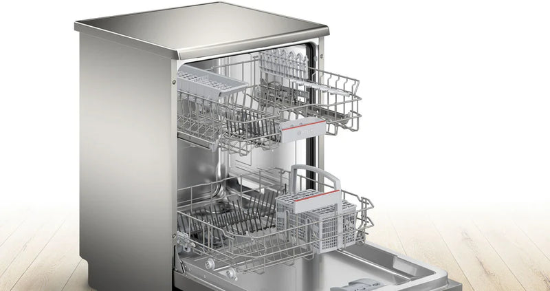 Bosch SMS4EKI06G Series 4 13-place setting dishwasher - Silver [Free 5-year guarantee]