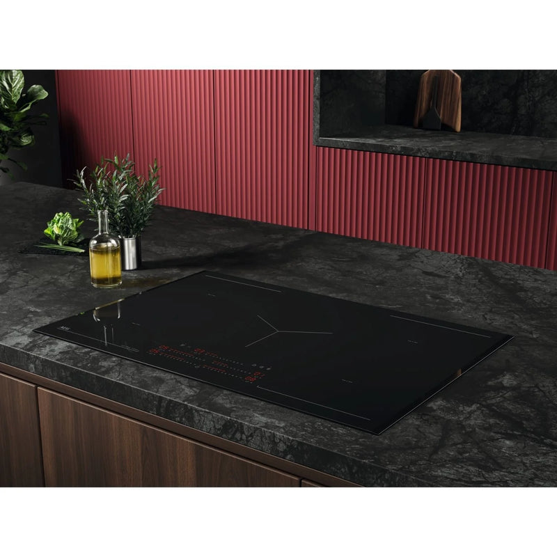 AEG TK85IM00FB 6000 Series 80cm 5 Zone MultiBridge Induction Hob*contact store for price*