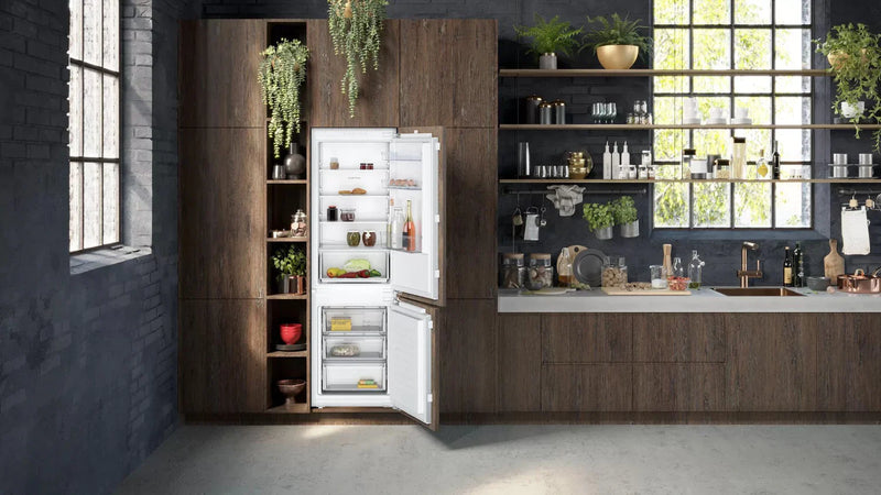 Neff N30 KI7861FE0G built-in 70/30 fridge freezer [Free 5-years parts & labour guarantee]*contact store for price*